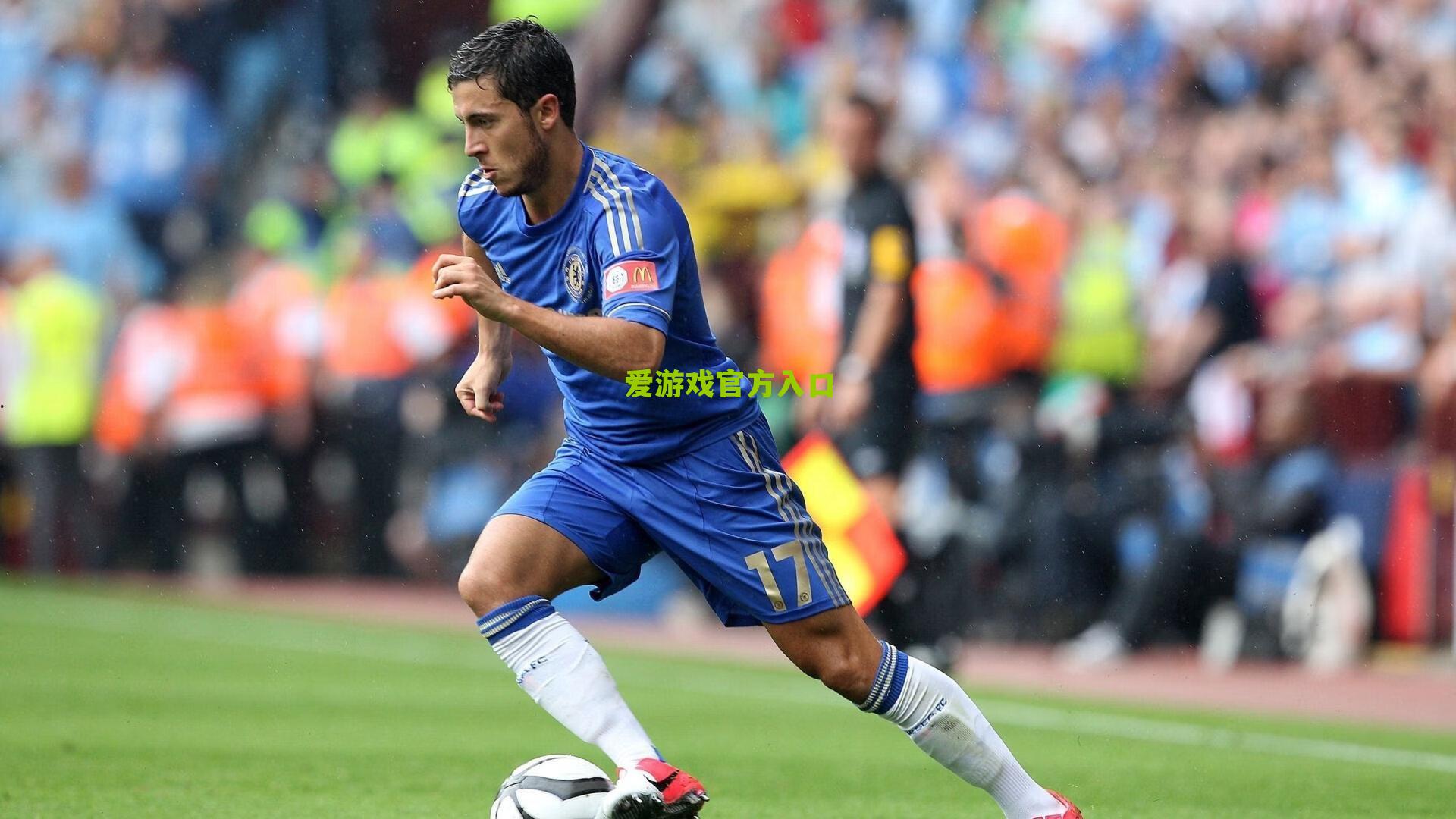 伊万返京复盘国足表现 聚焦十月关键战誓言正名