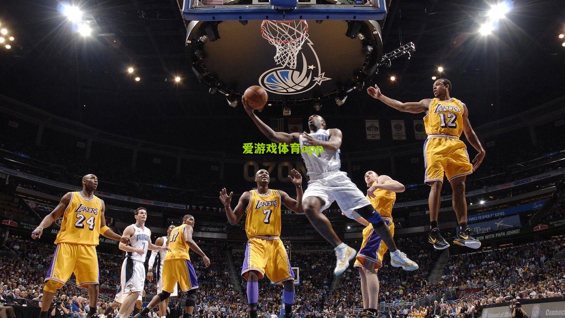 法比奥·席尔瓦未来悬疑，塞维利亚锁定锋线目标，多特蒙德半路杀出引发球迷热议